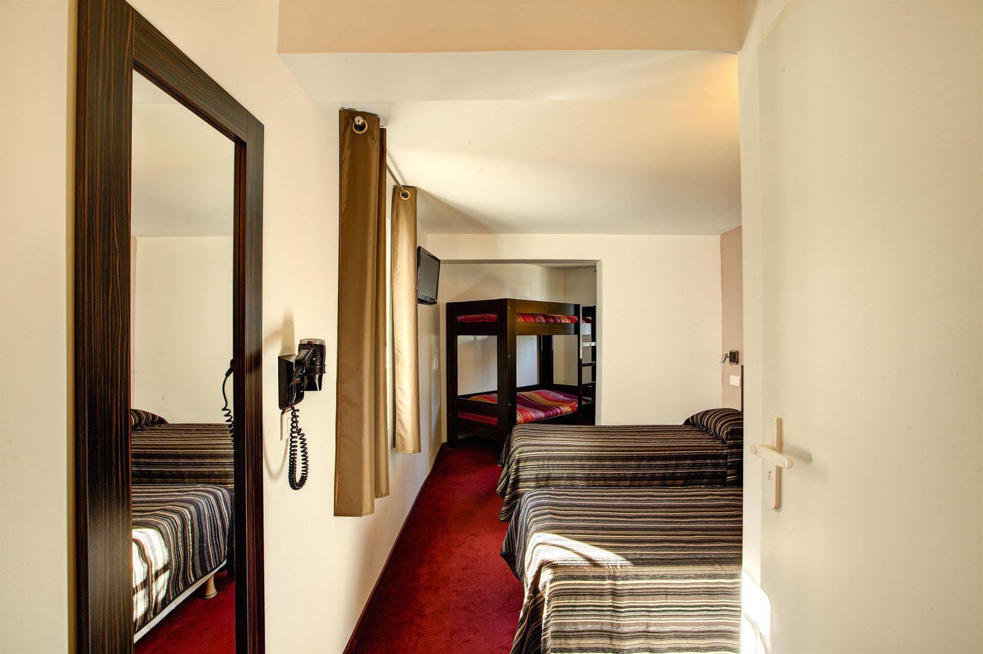 Hotel Sénia Orly Buitenkant foto